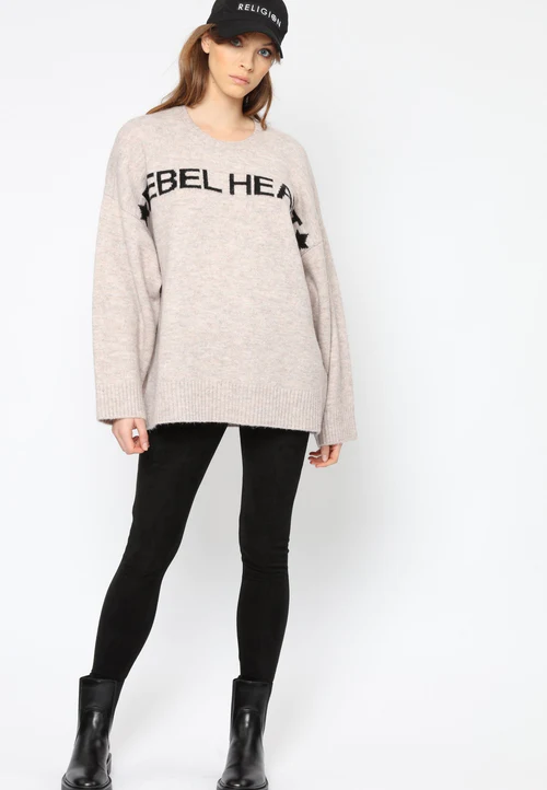 Jersey Rebelde Religion